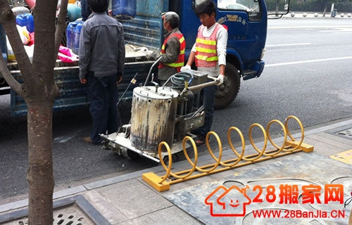 武汉城管设4000个免费停车点 违规停车将被罚_搬家新闻_武汉28搬