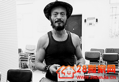 板车哥严家满上班首月工资全捐北大苦学子_搬家新闻_武汉28搬家网